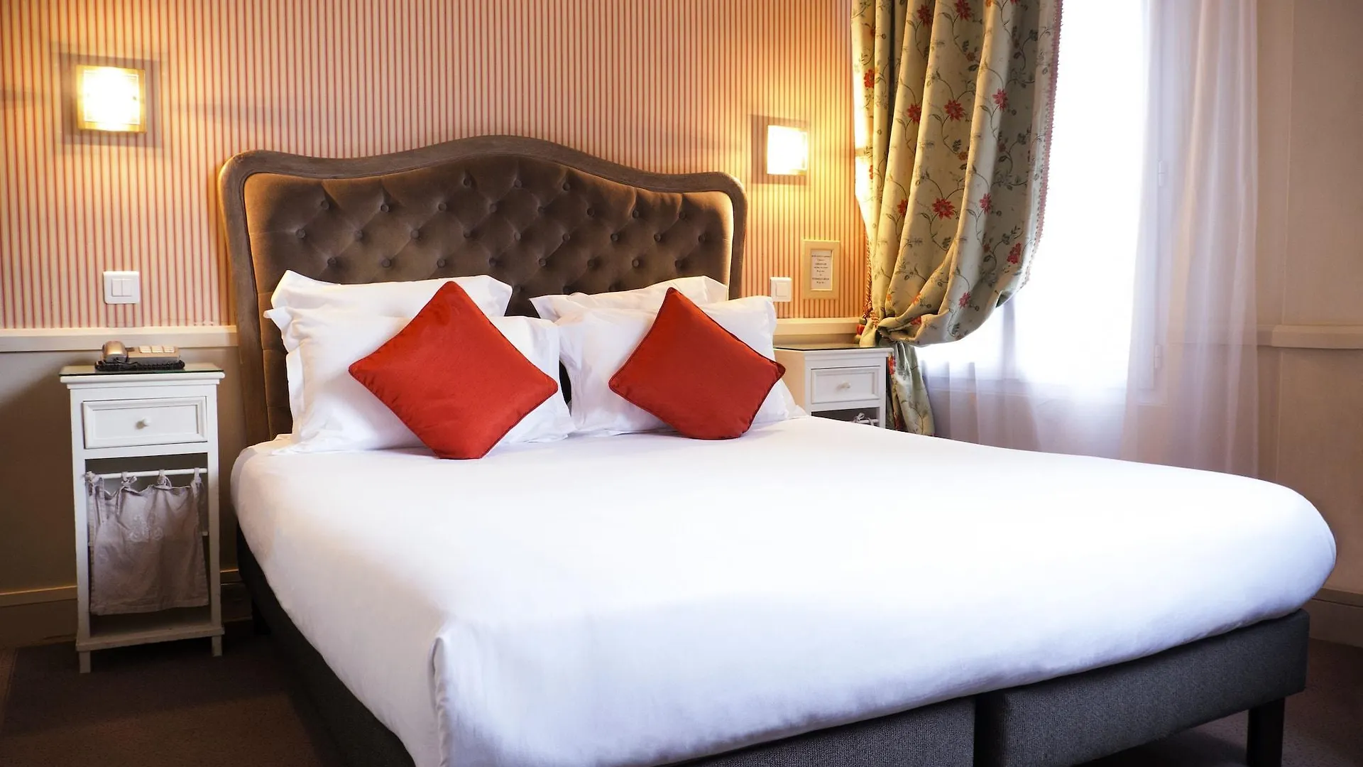 Hotel De La Motte Picquet 3*